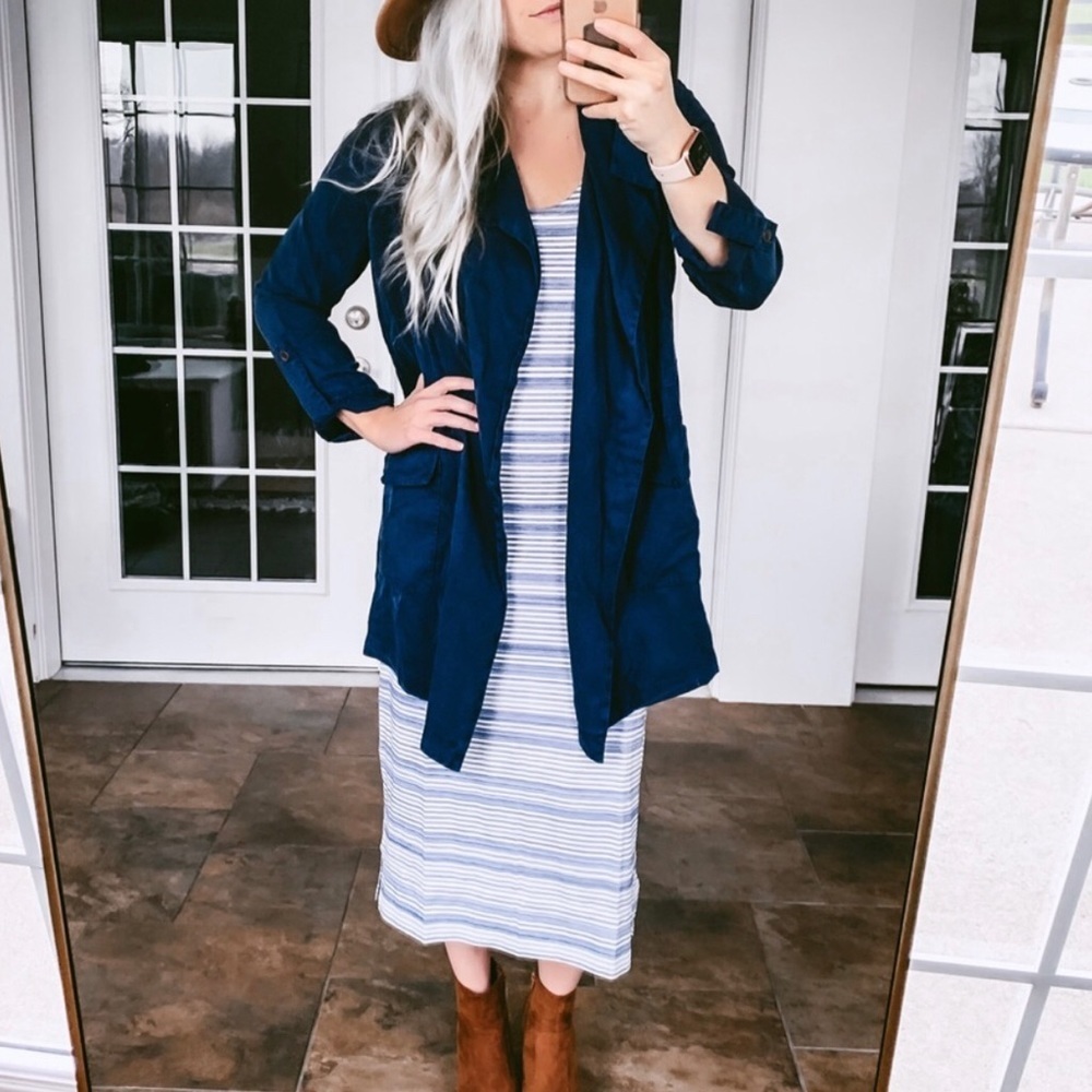 Lysse Mulholland Blue Striped  Dress - Picture 2 of 9